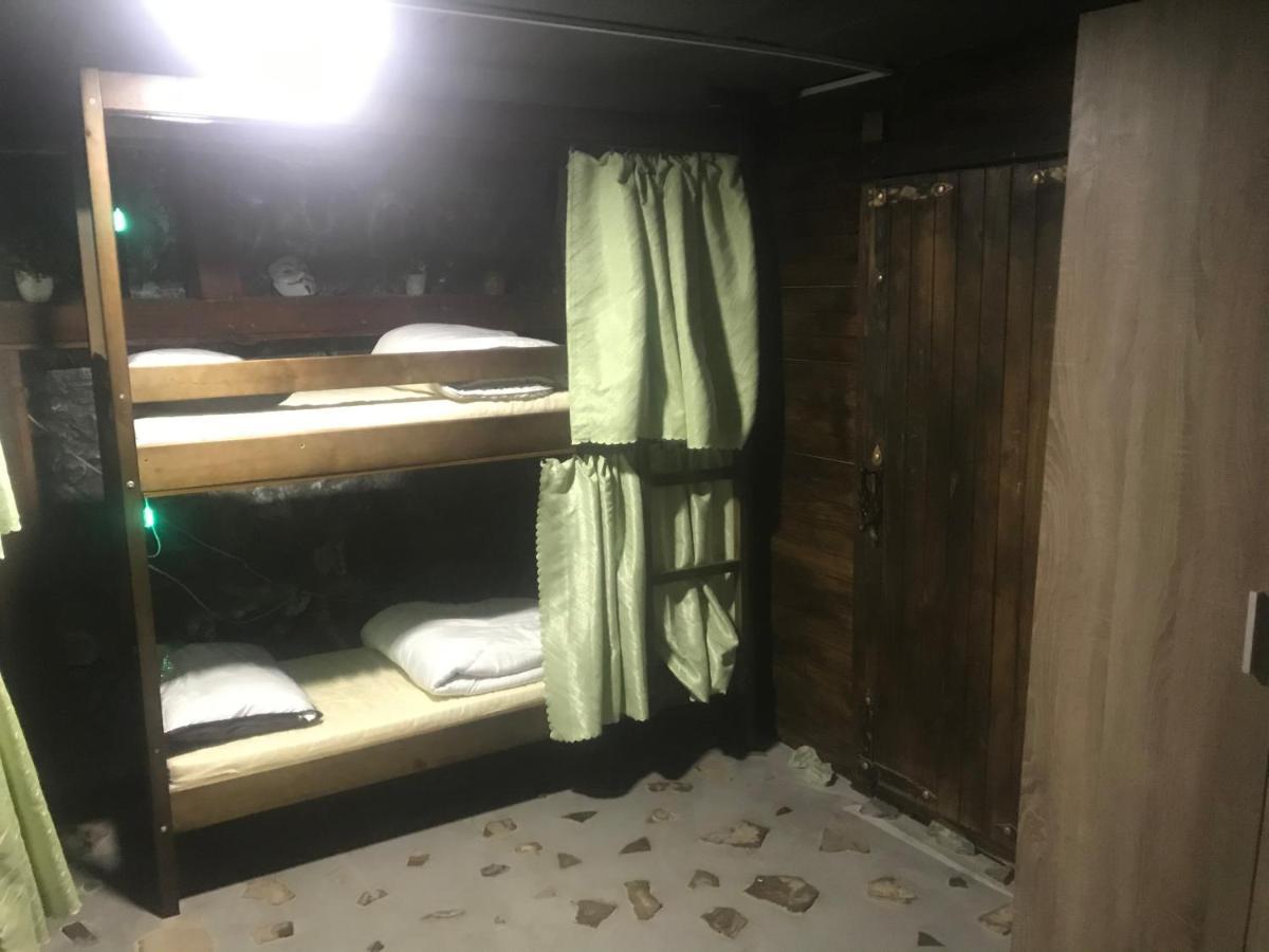 Hostel Ararat-Podol Kiev Dış mekan fotoğraf